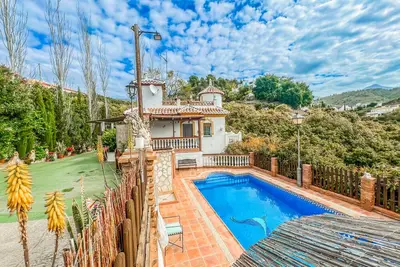 Image de Cd-2253 Villa de deux chambres avec piscine à Frigillana