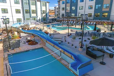 Image de Terra Vista Top Level l Closest to Pools & Fitness