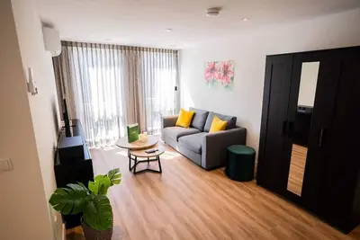 Image de Fancy 70m² Apartment with Terrace (We-39-F)