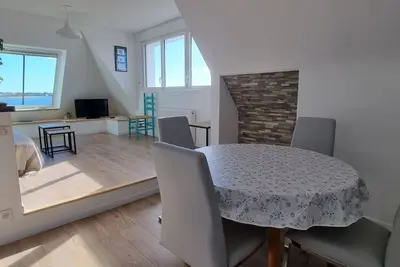 Image de Bel Appartement rénové au centre de Concarneau - Superbe vue sur la baie