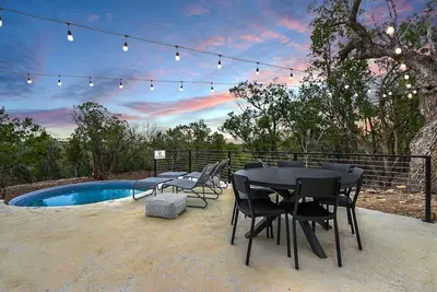 Image de Pasatiempos I Heated Cowboy Pool, Stargazing