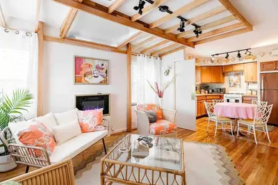 The Golden Suite: themed getaway!
