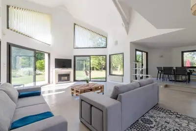 Image de La Boussole- Wifi - Parking - Jardin