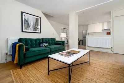 Image de GuestReady - Une retraite spacieuse à Grange Park