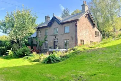 Image de Gîte de Charme en Pierre du XVIIe Siècle – Vallée de la Wye & Forêt de Dean