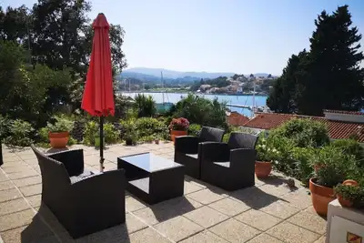 Image de Lumbarda Resort Apartments - Superior Two bedroom Apartment with Mountain View E1