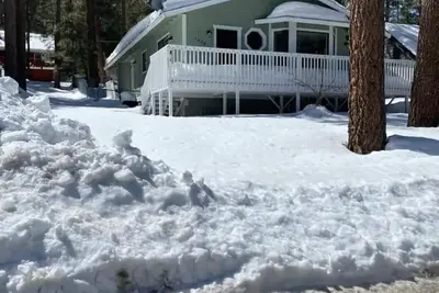 Image de Cozy Wrightwood Home Away From Home-Walk to Town Near Mtn High Ski Resort