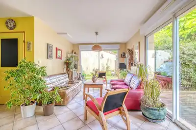 Image de Villa 'Maison Calme Et Vue Forêt' avec terrasse privée et Wi-Fi