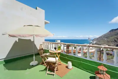 Image de Maison de vacances 'House In Anaga' avec vue sur la mer, terrasse privée et Wi-Fi