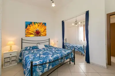 Image de Ferme 'Agriturismo I Debbi - Il Ciliegio' avec véranda privée, Wi-Fi et climatisation