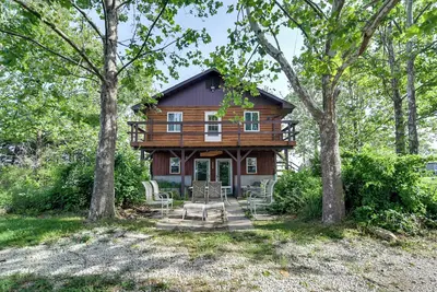 Image de Fish, Boat & Hike: ‘The Lodge’ Remote Afton Cabin