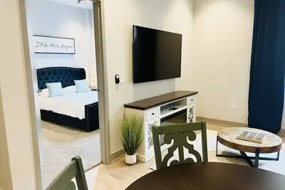 Image de Downtown Lex Full Friends Condo