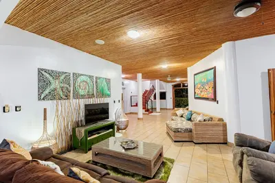 Image de Tranquil Ocean Front Retreat