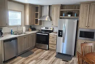 Image de Cozy cottage w/1 bedroom, WiFi, Ac in tranquil Springville close to boat ramps
