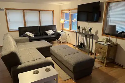 Image de Verona Beach Lakeside Retreat - Near attractions! Lots of Amenities!