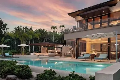 Image de Beachfront Villa Gym, Theater & Infinity Pool