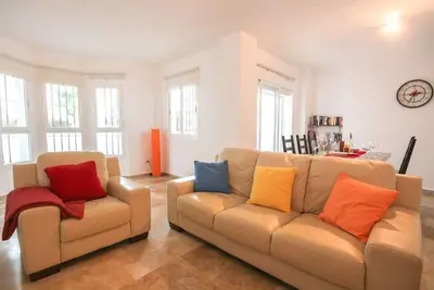 Modern 3 Bedroom Pool Access Apartment F-7