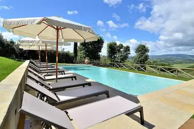 Villa Bello - Private Tuscan villa with pool