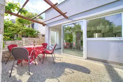 Image de Appartement de vacances entouré d'oliviers