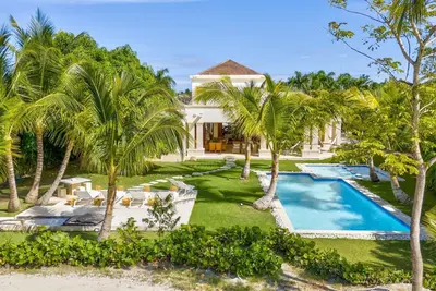 Image de Tortuga C41 - Colonial-Style Villa with Golf View
