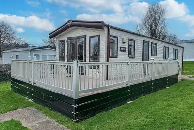 Image de Beautiful caravan with decking at Hoburne Devon Bay, ref 54058f