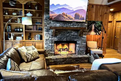 Image de Discover family fun and serenity at Big Canoe resort!