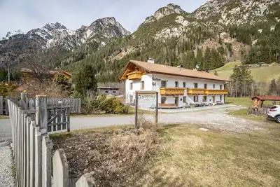 Image de Appartement 'Gartnerhof Glücksklee' avec vue sur les montagnes, jardin partagé et Wi-Fi