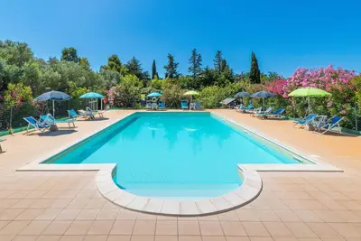 Image de Appartement \"Il Nazareno - Tasso Sud\" avec piscine partagée et Wi-Fi