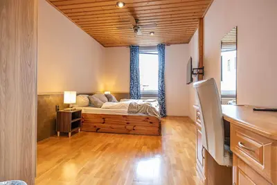 Image de Vienna's Finest: Spacious Apt. w/2+1 Configuration