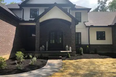 Image de Dream Home: Pickleball, Inground Pool, Indoor Bball, Golf Sim~# Summer Special#