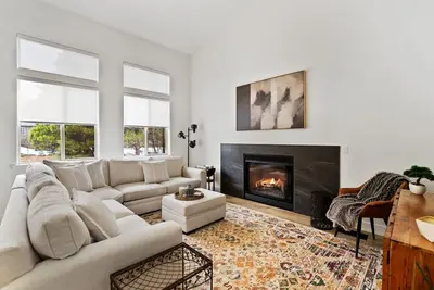 Image de *Monthly Rental*Modern Home *Fenced Yard*Near Nau