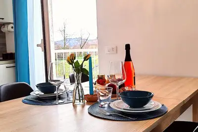 Image de Modern & Bright Apartment in Salo - Lake Garda