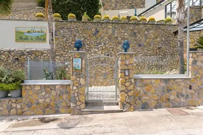 Image de Mount of Panza estate apt 1