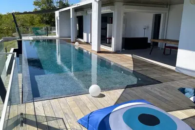 Image de Habitation Anaïs, piscine, calme et détente