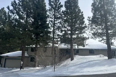 Image de Gorgeous 4br Mountain Home w/Gym and Hot Tub near Mt. Rose, Lake Tahoe, Reno, Nv