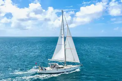 Image de Caribbean Cruising Lifestyle Luxury Yacht Charter