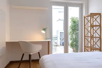 Image de Lisbon Charming Apartment W\/ Terrace by LovelyStay