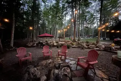 Image de Cozy cabin in adorable Adirondack with Beaches and Mountains
