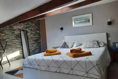 Image de Maison de charme avec terrasse et garage fermé proche des volcans