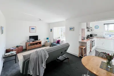 Image de Stylish House in the Pretty Coastal Village of Aird (Point) on the Isle of Lewis