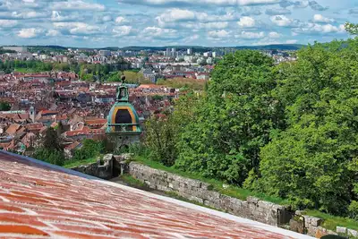 Image de Appartement dans un quartier paisible proche centre ville