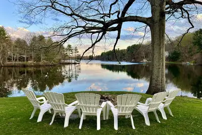 Image de Lakeside luxury: beautiful, relaxing 4 bedroom home