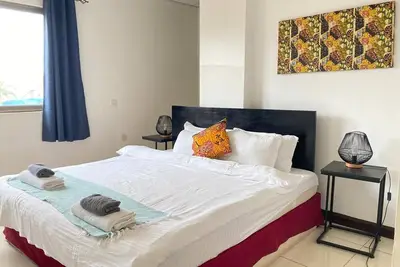 Image de 2 bedrooms suite w/free Wi-Fi for family and friends, holidays and office work