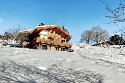 Image de Maison confortable à Manigod avec WiFi