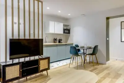 Image de La Nuit Etoilée - Moderne & Elégant - Marais