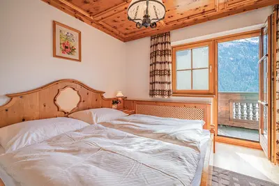 Image de Appartement avec terrasse près de la piscine