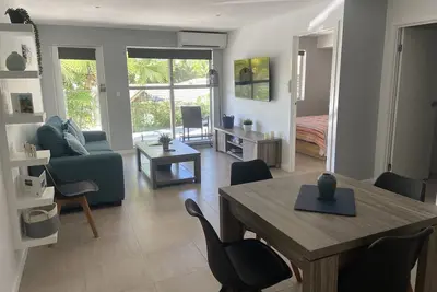 Image de Suite on the Hill.