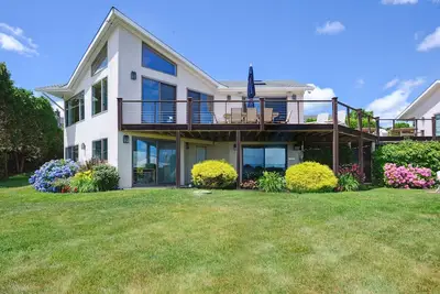 Image de Beachfront At Bonnet Shores Beach
