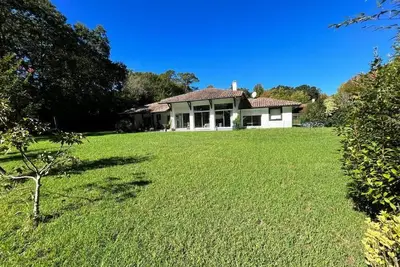 Image de Ecrin de verdure entre Forêt et océan