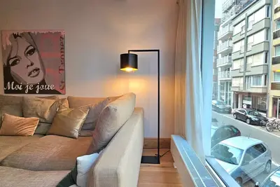 Image de Close by the sea, family app